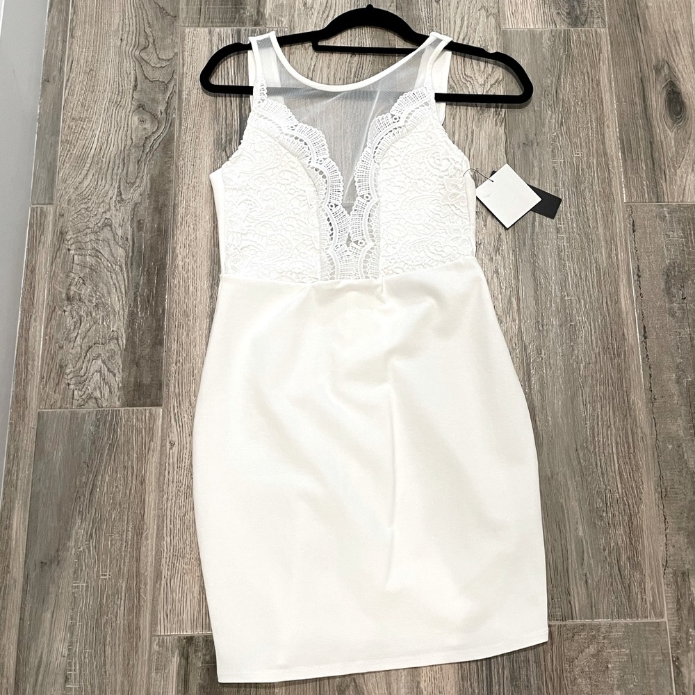NWT - Lulu’s White Bodycon Illusion Dress - size Medium